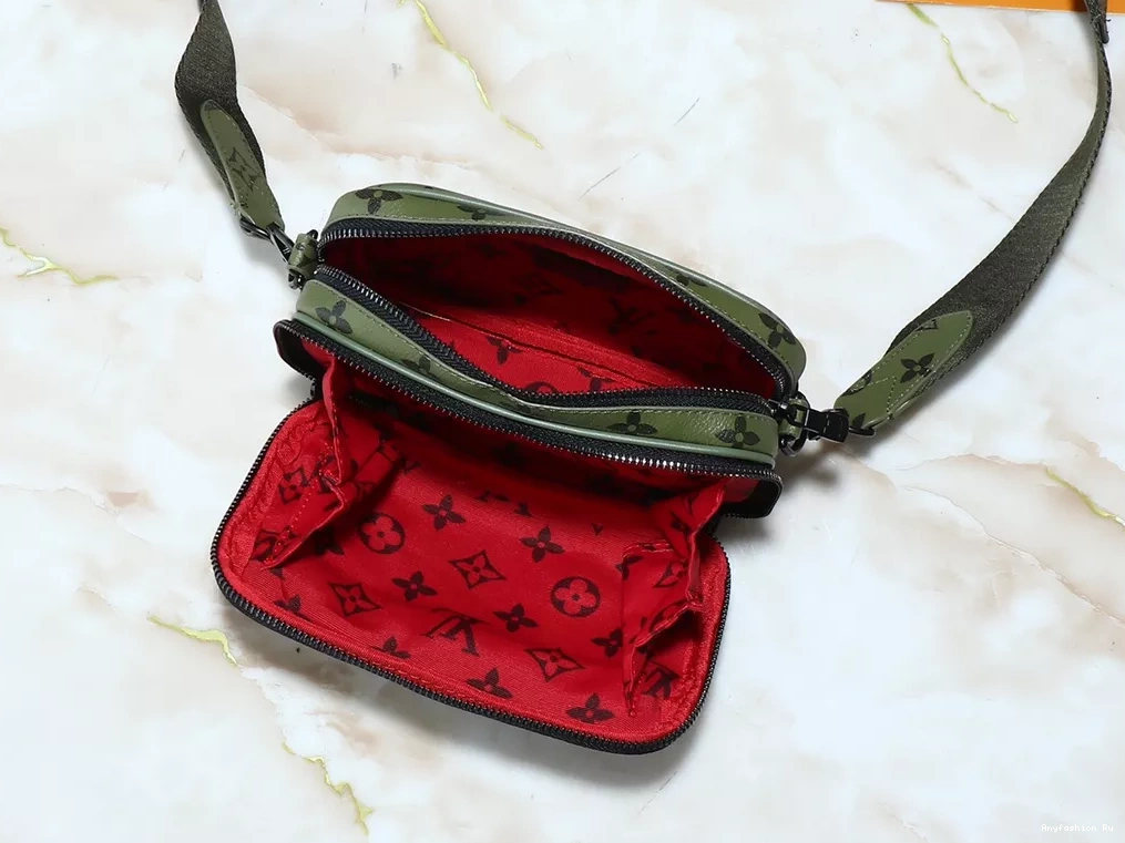 Messenger Bags 2561 For Functional Louis Unisex Vuitton 0212